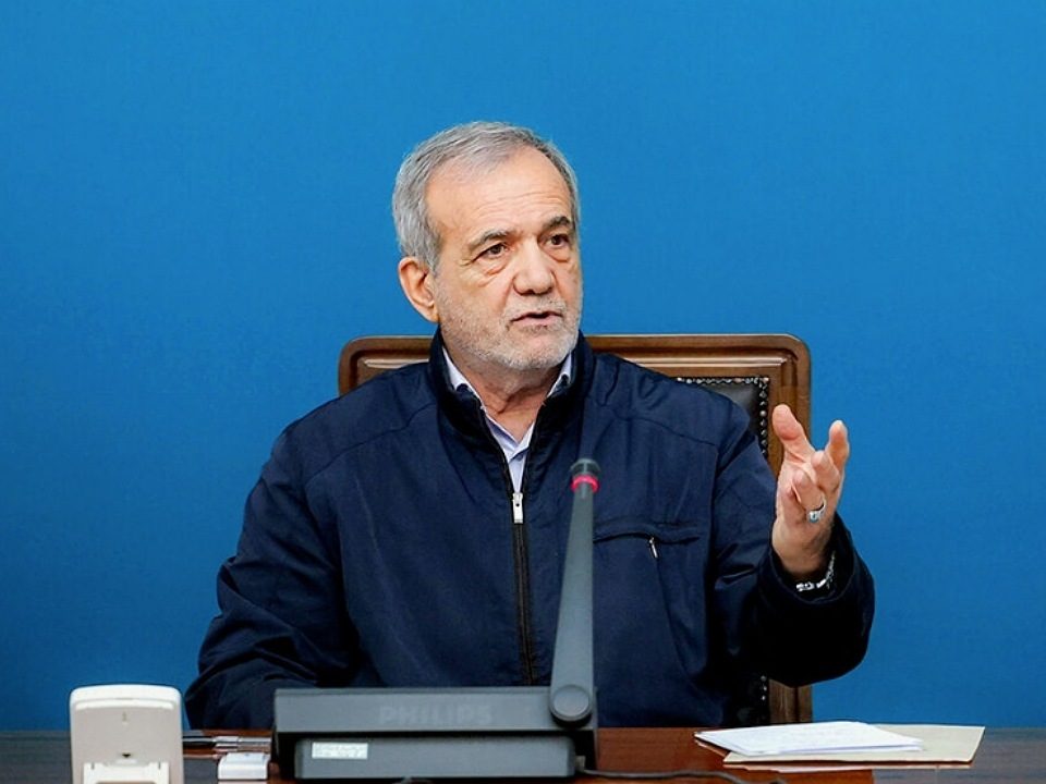 پزشکیان بر ضرورت اتخاذ رویکرد و حرکت جهادی برای حل مشکلات کشور تأکید کرد