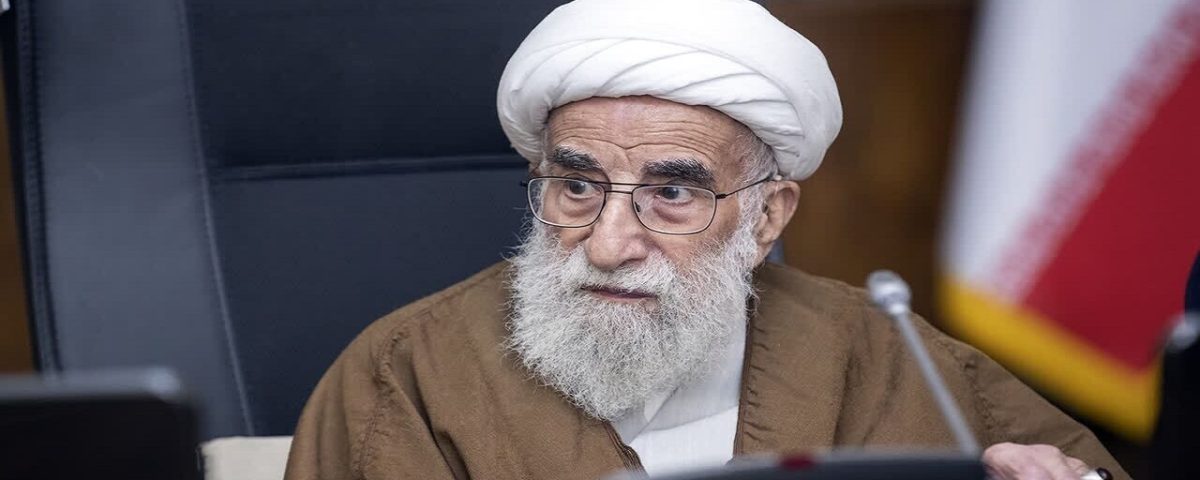 آیت‌الله جنتی: قانون اساسی نگاه متعالی نسبت به زنان دارد