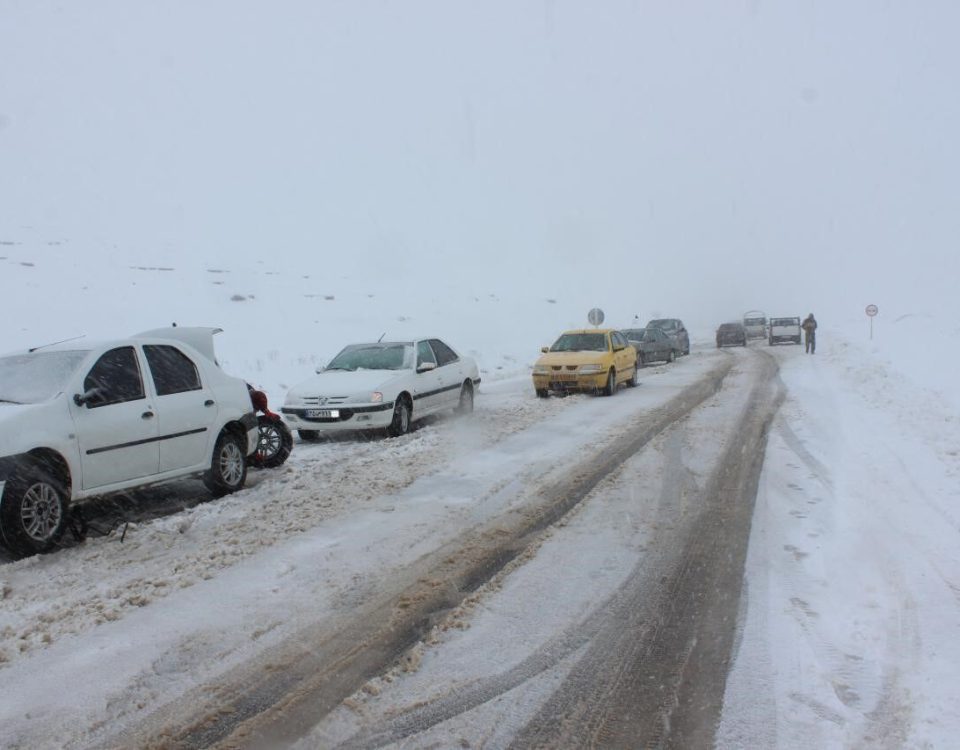 جاده‌های شمالی از مبدا تهران غرق در برفعکس