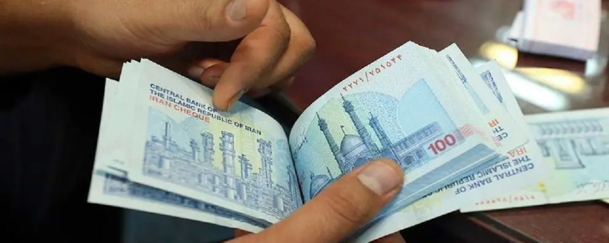 حداقل حقوق سال آینده ۱۳ میلیون تومان تعیین شد/ سربازان نیز مشمول افزایش حقوق شدند