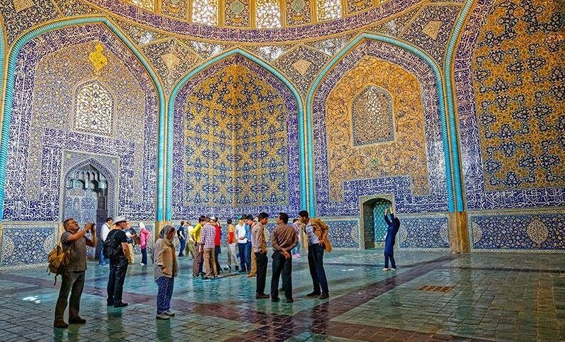 موضوع اخذ عوارض از گردشگران خارجی مشهد به تلفیق ارجاع