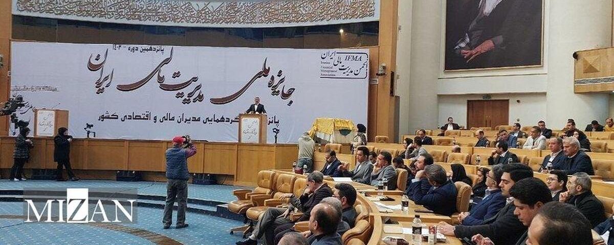 رئیس سازمان بورس: بورس بزرگ‌ترین بازار استفاده از ابزار گزارشگری مالی است